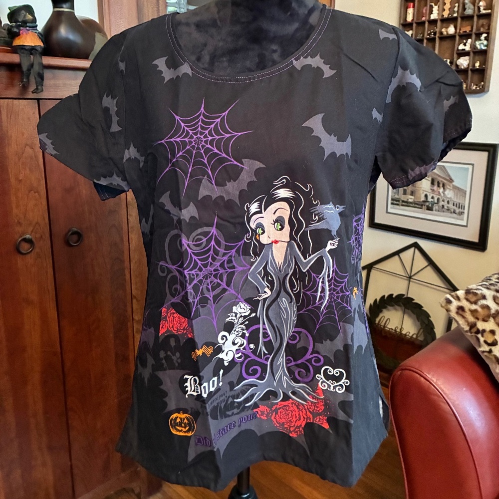 "Betty Boop" scrub top, M, Halloween themed